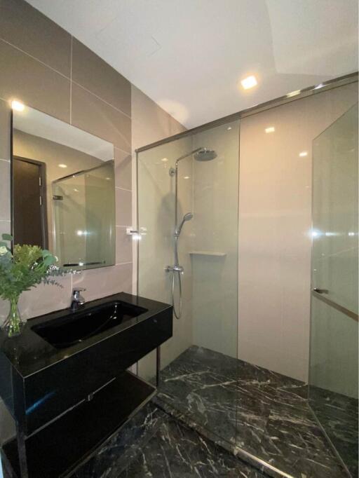 Edge Sukhumvit 23 – 1 bed