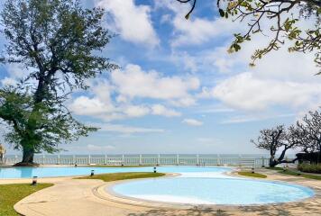 Baan Chom View: 2 Bedroom Sea View Condo