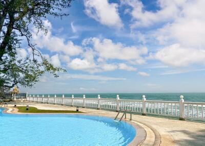 Baan Chom View: 2 Bedroom Sea View Condo