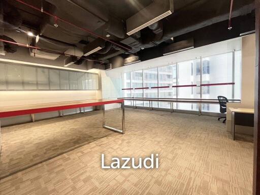 Luxury Office Space for rent in Wattana