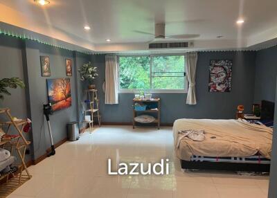 Stunning 3-Bedroom Townhouse with Sea Views Near Patong Beach