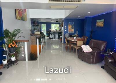 Stunning 3-Bedroom Townhouse with Sea Views Near Patong Beach