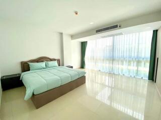 Newly Furnished 4-Bedroom Condo in Jomtien