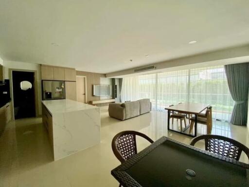 Newly Furnished 4-Bedroom Condo in Jomtien