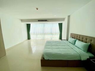 Newly Furnished 4-Bedroom Condo in Jomtien