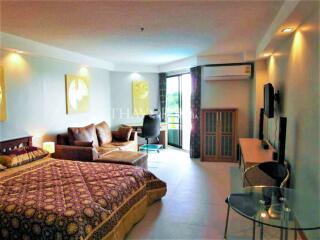 Condo for sale studio 37 m² in Angket Hip Residence, Pattaya