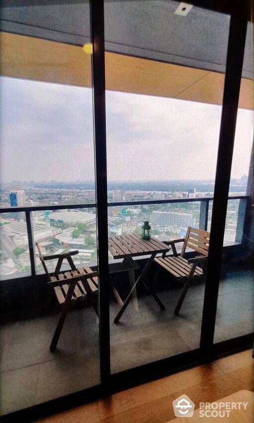 2-BR Condo at The Lumpini 24 near BTS Phrom Phong