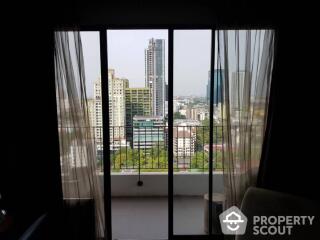 1-BR Condo at Icon 3 Condominium close to Thong Lo