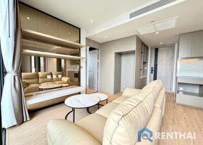 For sale Andromeda Condo on Pratumnak Hil 2 bedroom high floor sea view