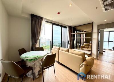 For sale Andromeda Condo on Pratumnak Hil 2 bedroom high floor sea view