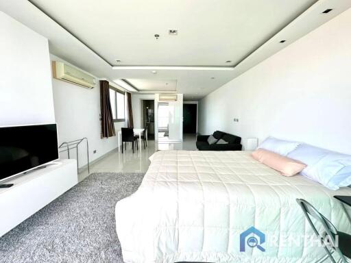 Good price in market Wongamat Tower  Studio 47 sqm high floor Sea view