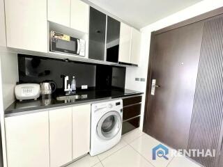 Good price in market Wongamat Tower  Studio 47 sqm high floor Sea view