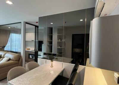 2 Bed 2 Bath 58 SQ.M Life Sathorn Sierra