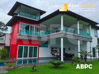 4 Bed 4 Bath in Bang Saray HS4331