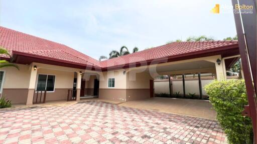 4 Bed 6 Bath in East Pattaya HS5368