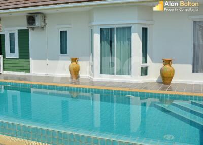 3 Bed 2 Bath Pool Villa in Bang Saray HS5379