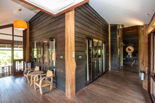 Luxury Thai Style Pool Villa : Saraphi