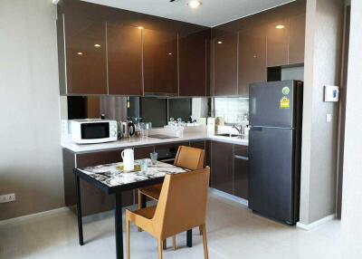 For Rent Bangkok Condo Menam Residences Charoen Krung BTS Saphan Taksin Bang Kho Laem