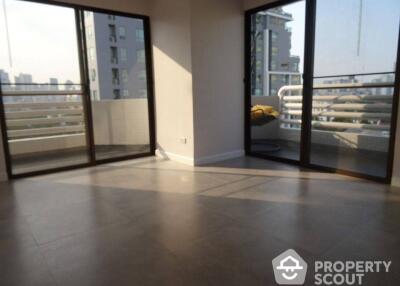 3-BR Condo at Richmond Palace Condominium near BTS Phrom Phong