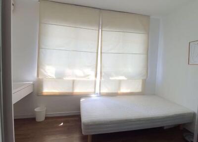 2 bed Condo in The Room Sukhumvit 79 Phrakhanongnuea Sub District C017251