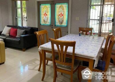 4-BR Townhouse in Bang Khlo