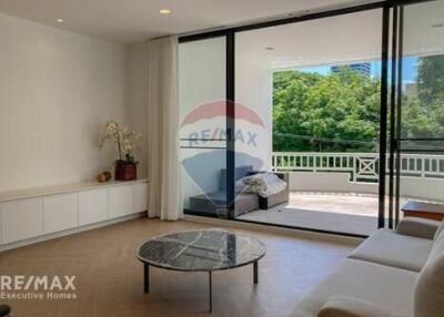 Luxurious 4 Bed Condo for Rent near BTS Thonglor Sukhumvit