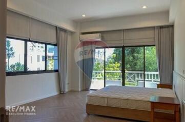 Luxurious 4 Bed Condo for Rent near BTS Thonglor Sukhumvit