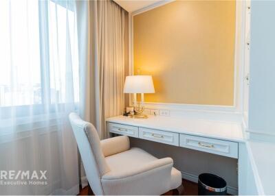 Luxurious 4 Bedroom Penthouse Condo with Exceptional Services in Sukhumvit 10