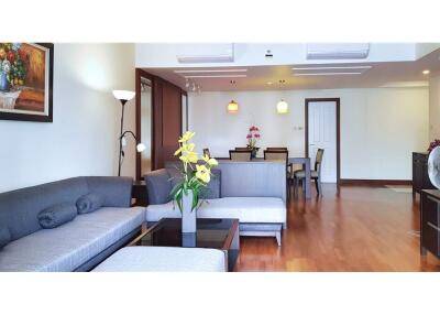 Spacious 2 Bedroom Condo for Rent at All Seasons Mansion, 7 Mins Walk to BTS Phloen Chit