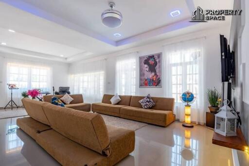 Thai Style 6 Bedroom Pool Villa In East Pattaya For Sale