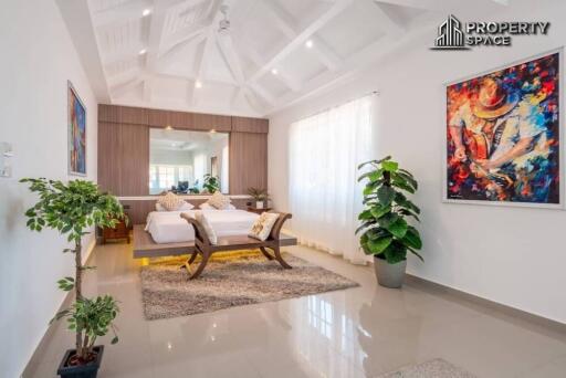 Thai Style 6 Bedroom Pool Villa In East Pattaya For Sale