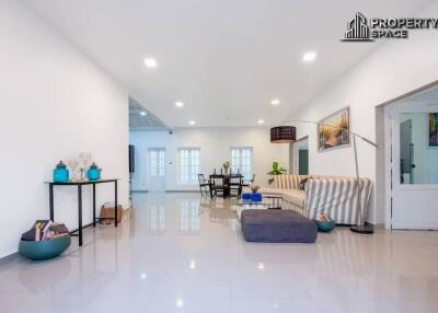 Thai Style 6 Bedroom Pool Villa In East Pattaya For Sale