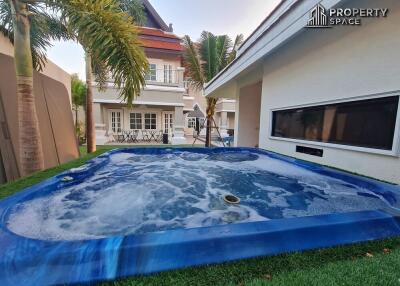 Thai Style 6 Bedroom Pool Villa In East Pattaya For Sale