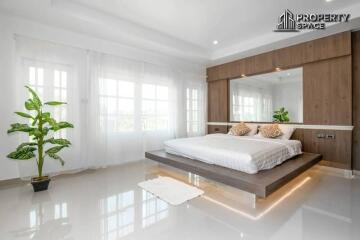 Thai Style 6 Bedroom Pool Villa In East Pattaya For Sale