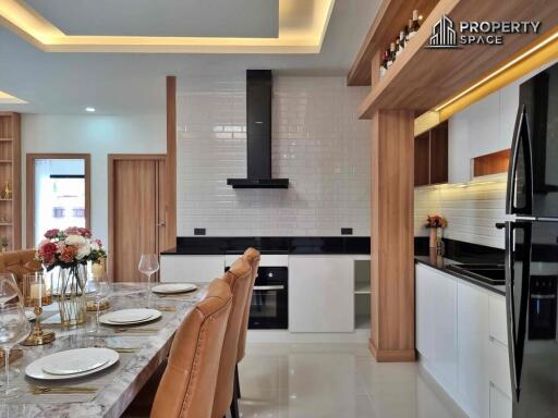 Modern 4 Bedroom Pool Villa In East Pattaya For Sale