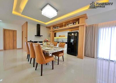 Modern 4 Bedroom Pool Villa In East Pattaya For Sale