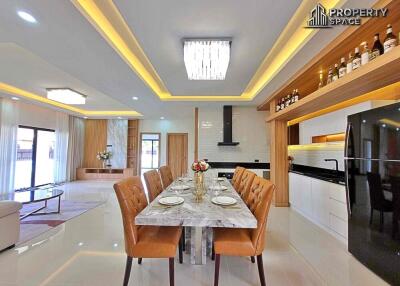 Modern 4 Bedroom Pool Villa In East Pattaya For Sale