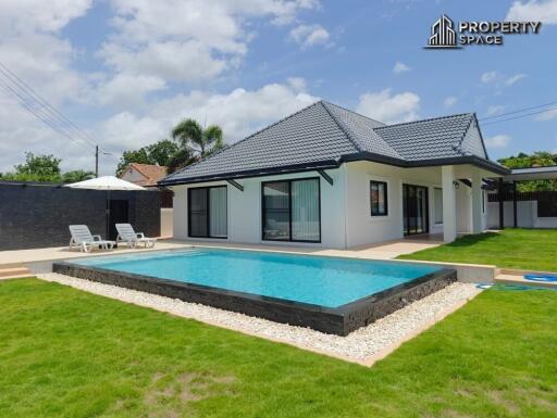 Modern 4 Bedroom Pool Villa In East Pattaya For Sale