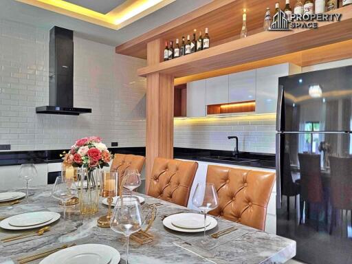 Modern 4 Bedroom Pool Villa In East Pattaya For Sale