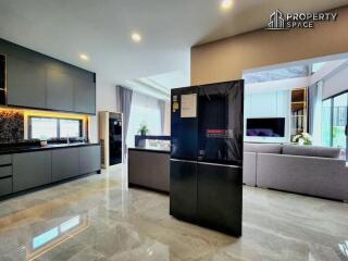 4 Bedroom Modern Luxury Pool Villa In East Pattaya For Sale