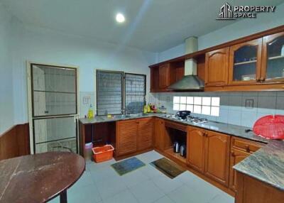 3 Bedroom Villa In Thepprasit Pattaya For Sale