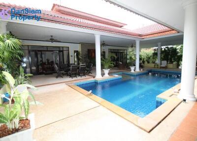 Luxury Pool Villa in Hua Hin at Palm Hills Golf Resort