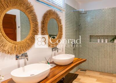 400 Sqm., 5 Beds, 6 Baths House listed for ฿ 29,800,000.