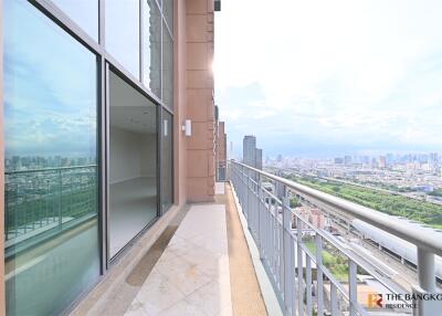 Villa Asoke BTS ASOKE 4 Bed 4 Bath  C2407160237