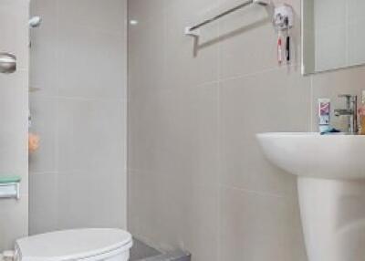 Modern bathroom with a walk-in shower and sleek fixtures