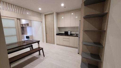 Modern kitchen with dining area