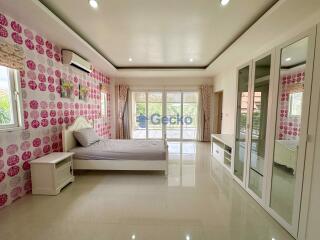 5 Bedrooms House East Pattaya H011820