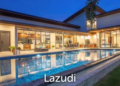 Luxurious 5 bed Modern Pool Villa for Sale in Hua Hin