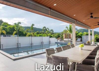 Luxurious 5 bed Modern Pool Villa for Sale in Hua Hin