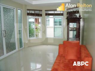 2 Bed 3 Bath in East Pattaya HR1909